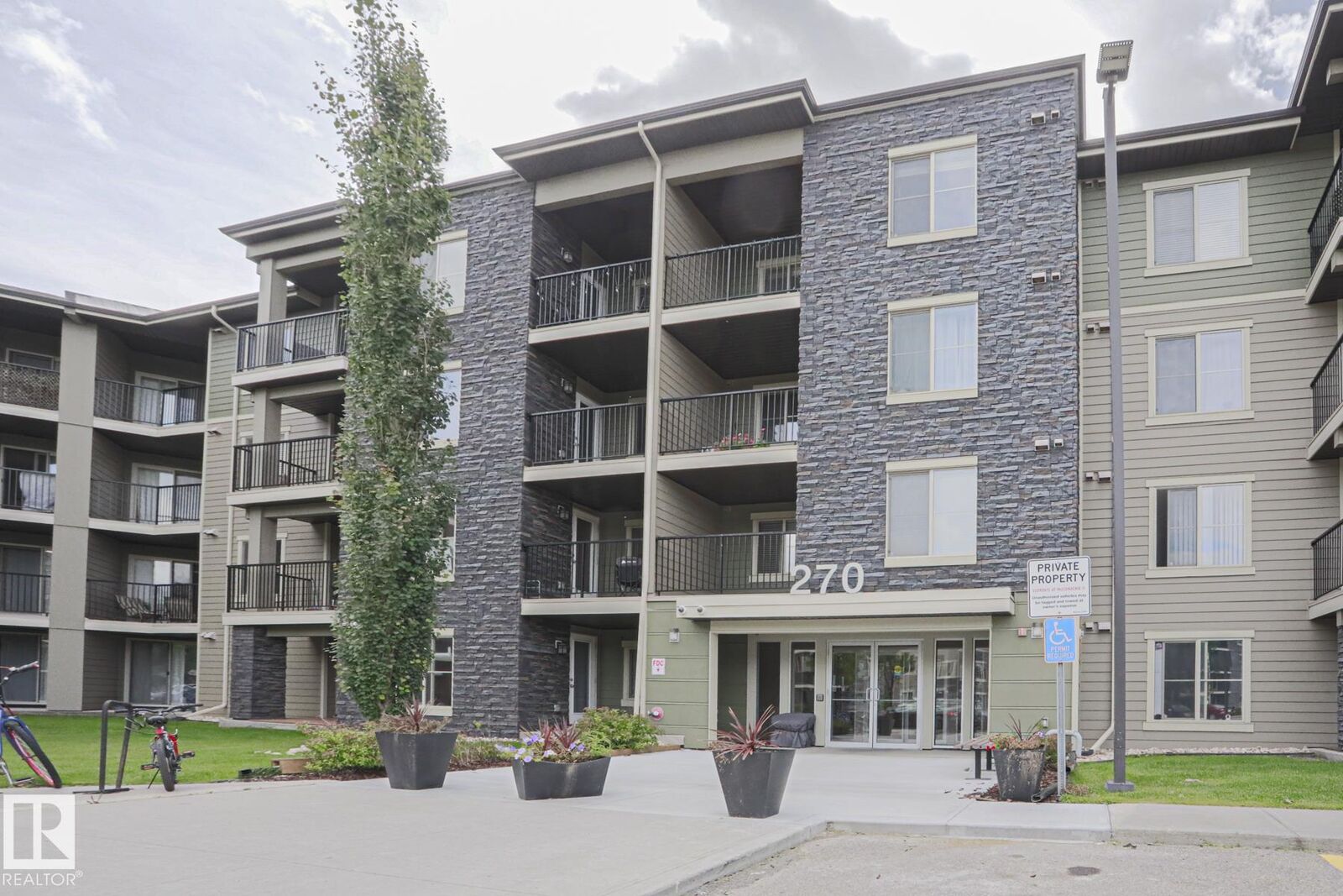 Property Photo:  270 McConachie Drive NW 321  AB T5Y 3N4 