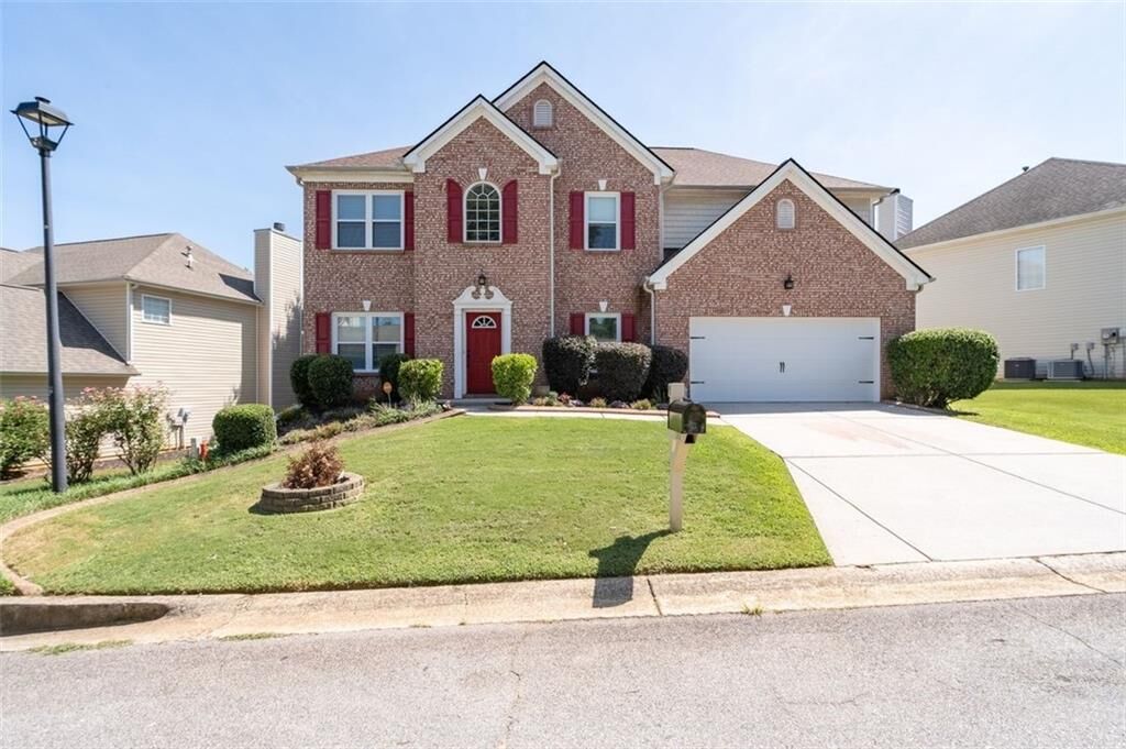 Property Photo: 2031 Dartmoth Way GA 30180