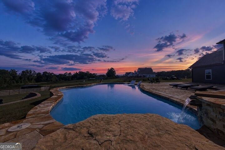 Property Photo: 1515 Pleasant Ridge Road GA 30117