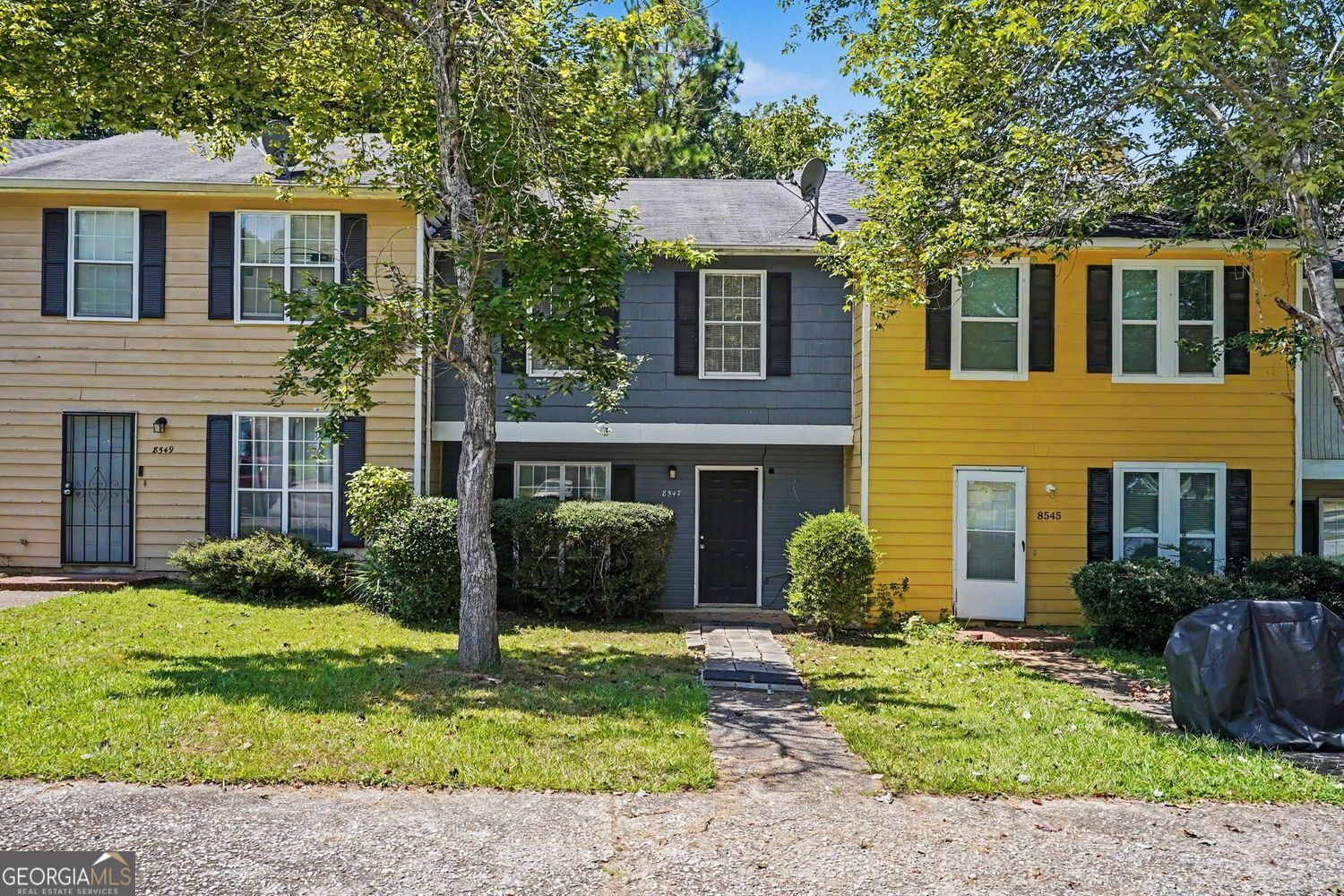 Property Photo:  8547 Jamestown Way  GA 30238 