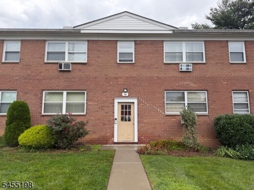 Property Photo:  36 Knox Ter  NJ 07470 