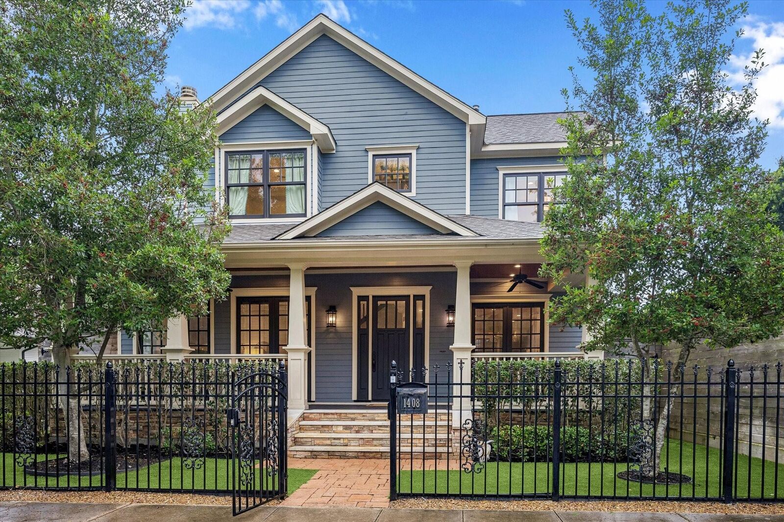 Property Photo:  1408 Tulane Street  TX 77008 