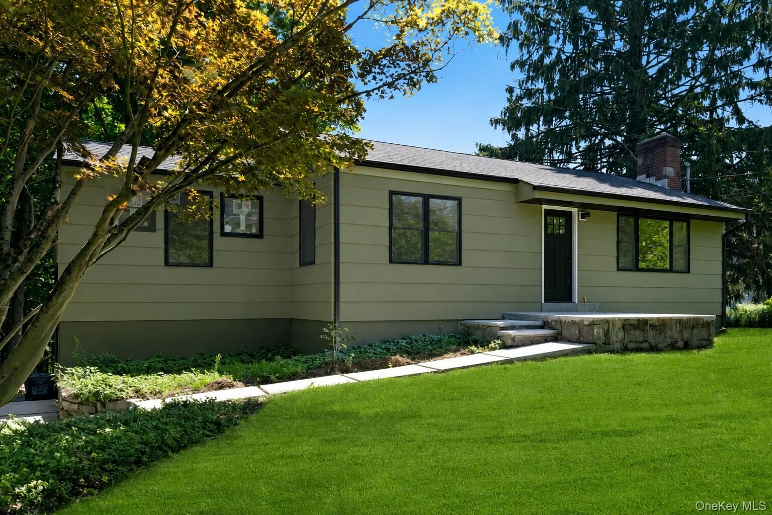 Property Photo:  426 Route 6N  NY 10541 