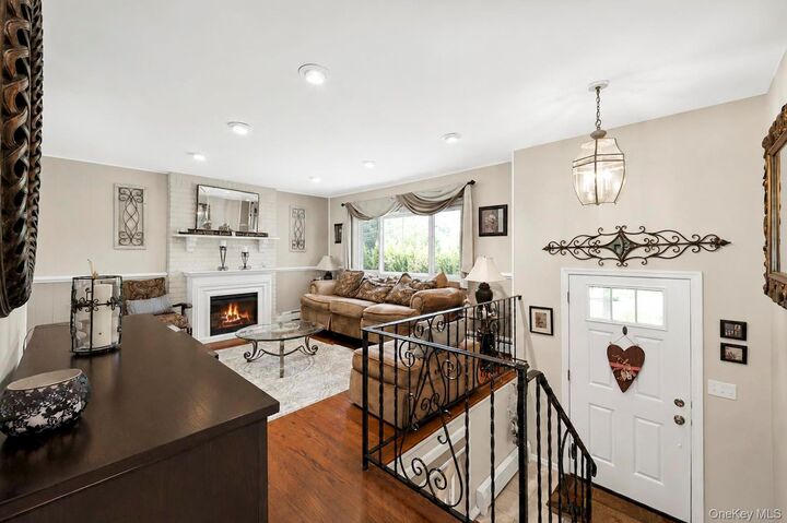 Property Photo:  12 Linden Lane  NY 11738 