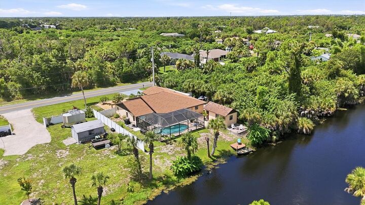 Property Photo: 9454 Prospect Avenue FL 34224