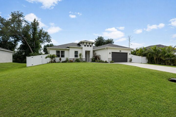 Property Photo:  4033 Union Lane  FL 34288 