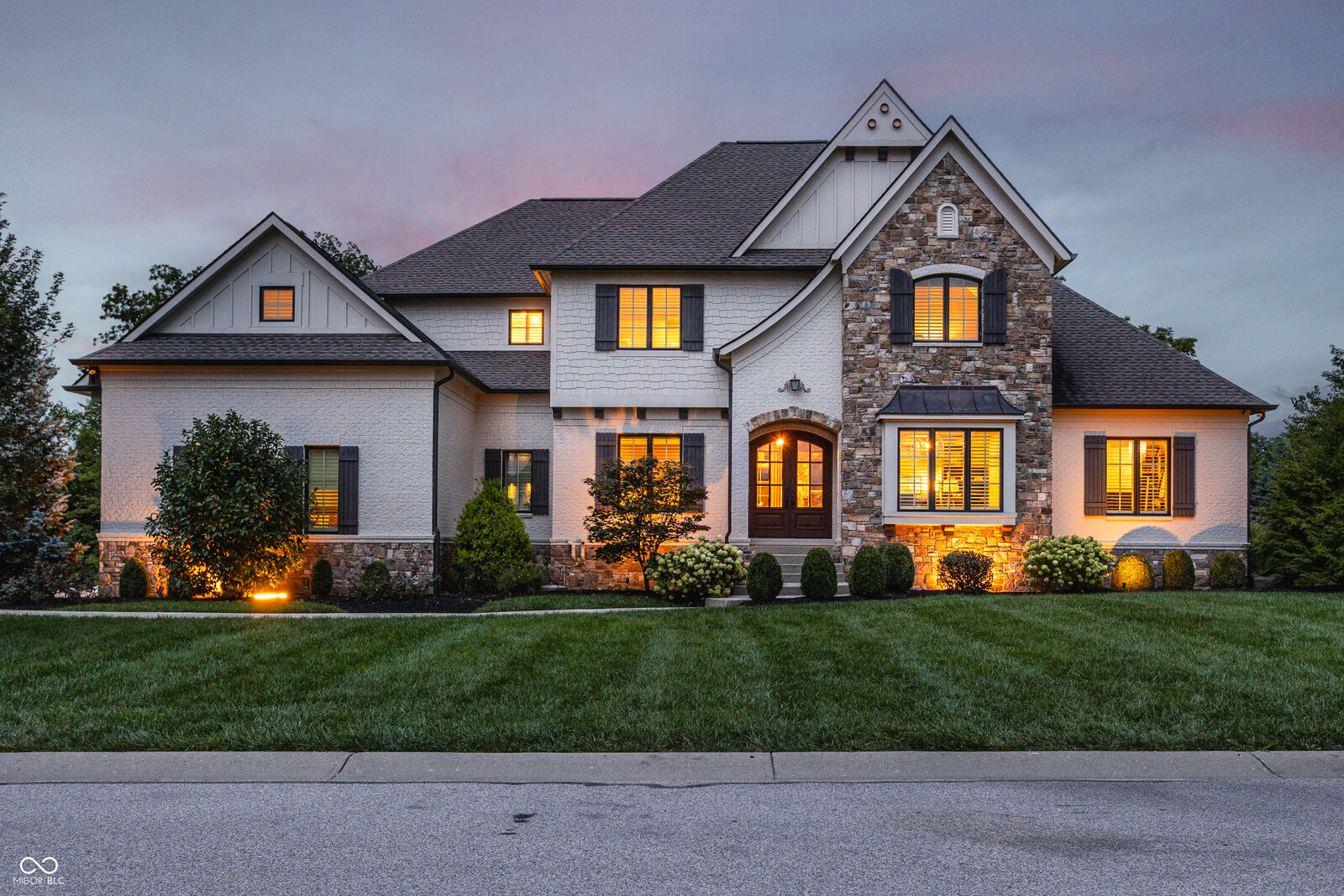 Property Photo:  6702 Berkley Court  IN 46077 