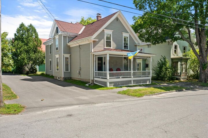 Property Photo:  89-93 Parkview Avenue  ME 04401 
