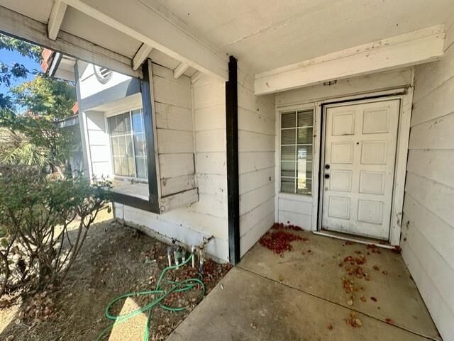 Property Photo:  1507 Oak Canyon Drive  CA 95360 