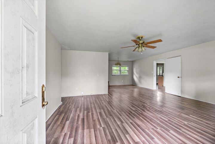 Property Photo:  1069 Palmyra Rd  TN 37040 