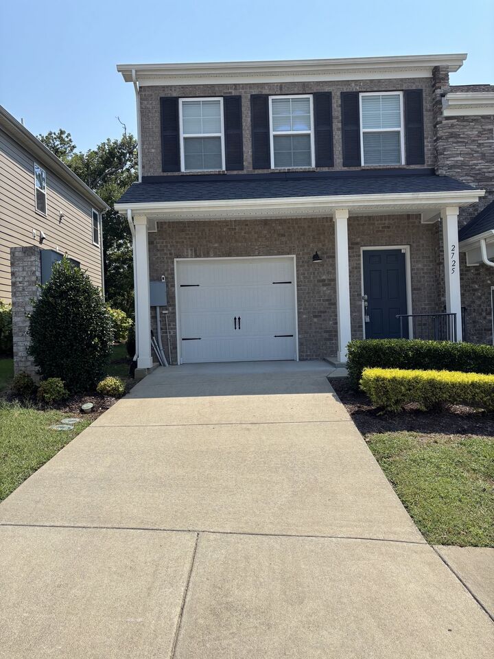 Property Photo: 2725 Gossett Trl TN 37221