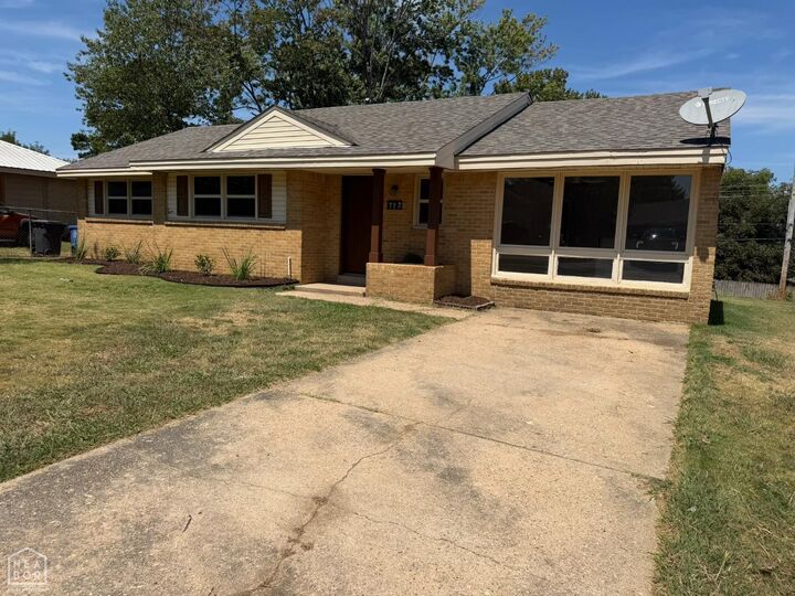 Property Photo: 722 Locust Drive AR 72401