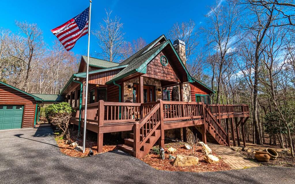 Property Photo: 202 Shepherds Ridge Road GA 30560