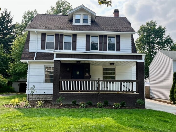 Property Photo:  1720 Beaconwood  OH 44121 