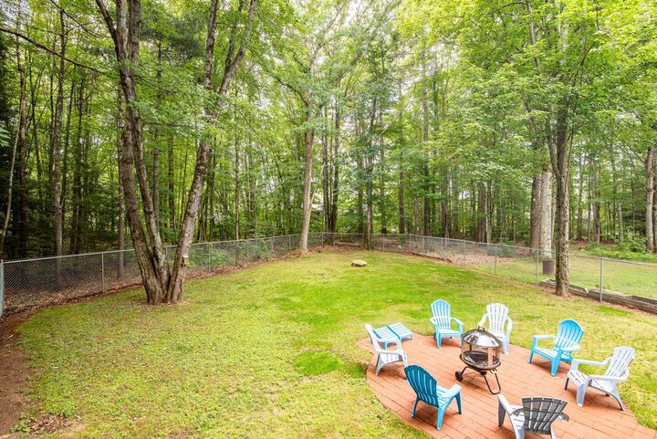 Property Photo:  4 Birchwood Avenue  NH 03867 