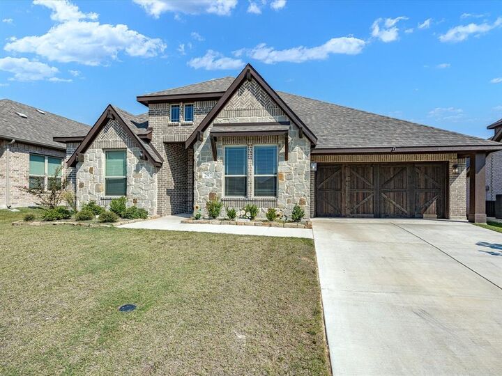 Property Photo: 293 Resting Place Road TX 75165