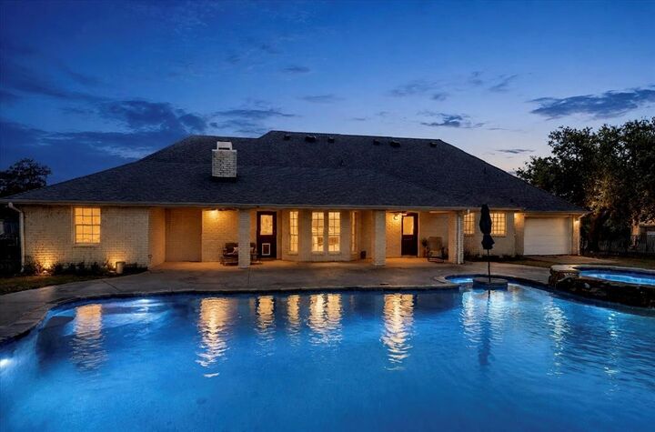 Property Photo:  3750 Kennedale New Hope Road  TX 76060 