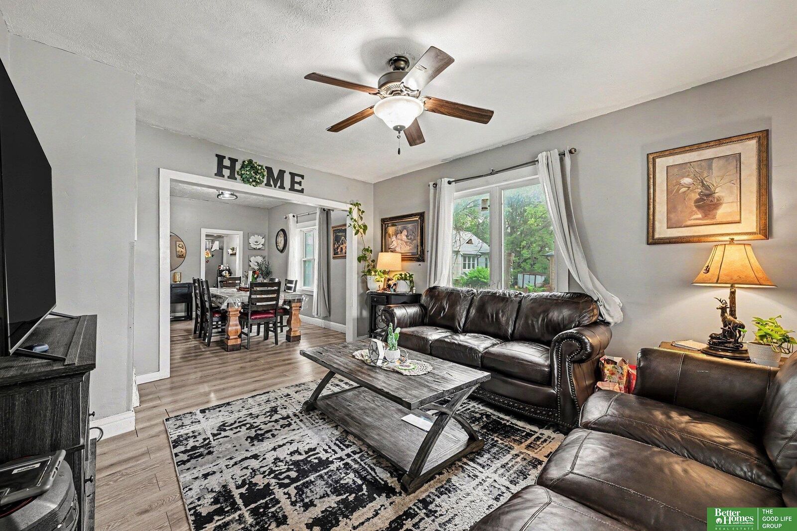 Property Photo: 2850 Meredith Avenue NE 68111