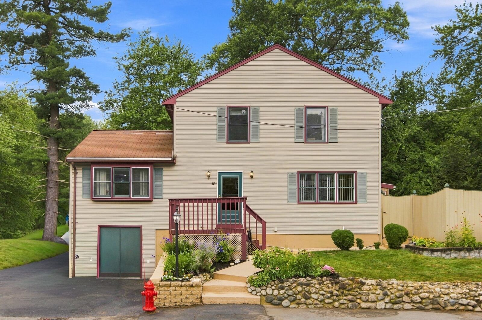 Property Photo:  18 Gordon Rd  MA 01864 