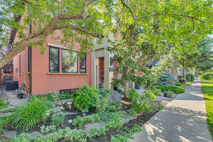 Property Photo: 1717 7 Avenue NW AB T2N 0Z5