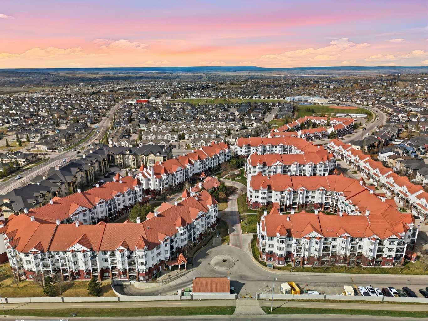 Property Photo:  60 Royal Oak Plaza NW 317  AB T3G 0A7 