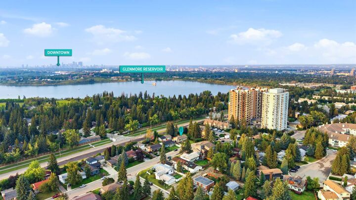 Property Photo: 2220 Paliswood Road SW AB T2V 4Y6