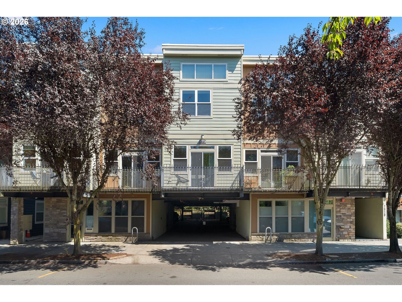 Property Photo: 7520 SE Milwaukie Ave 201 OR 97202