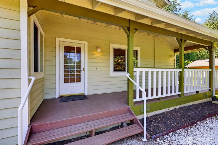 Property Photo:  19232  Yew Way  WA 98296 