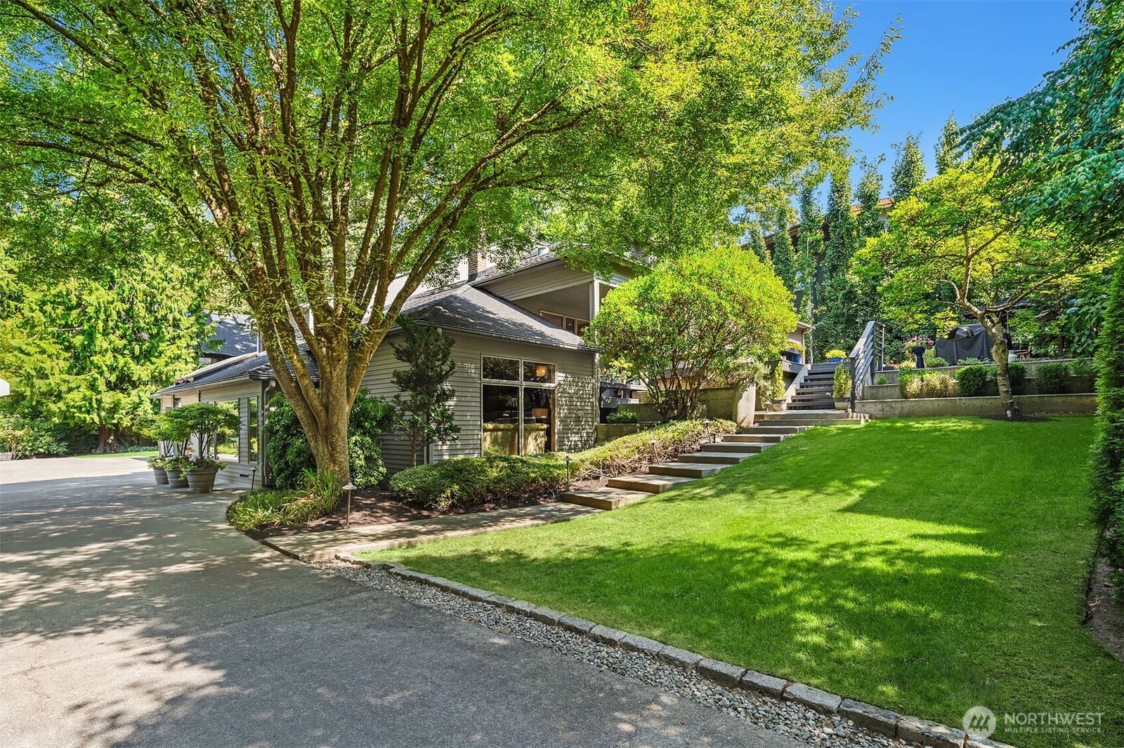 Property Photo: 4330 W Cramer Street WA 98199