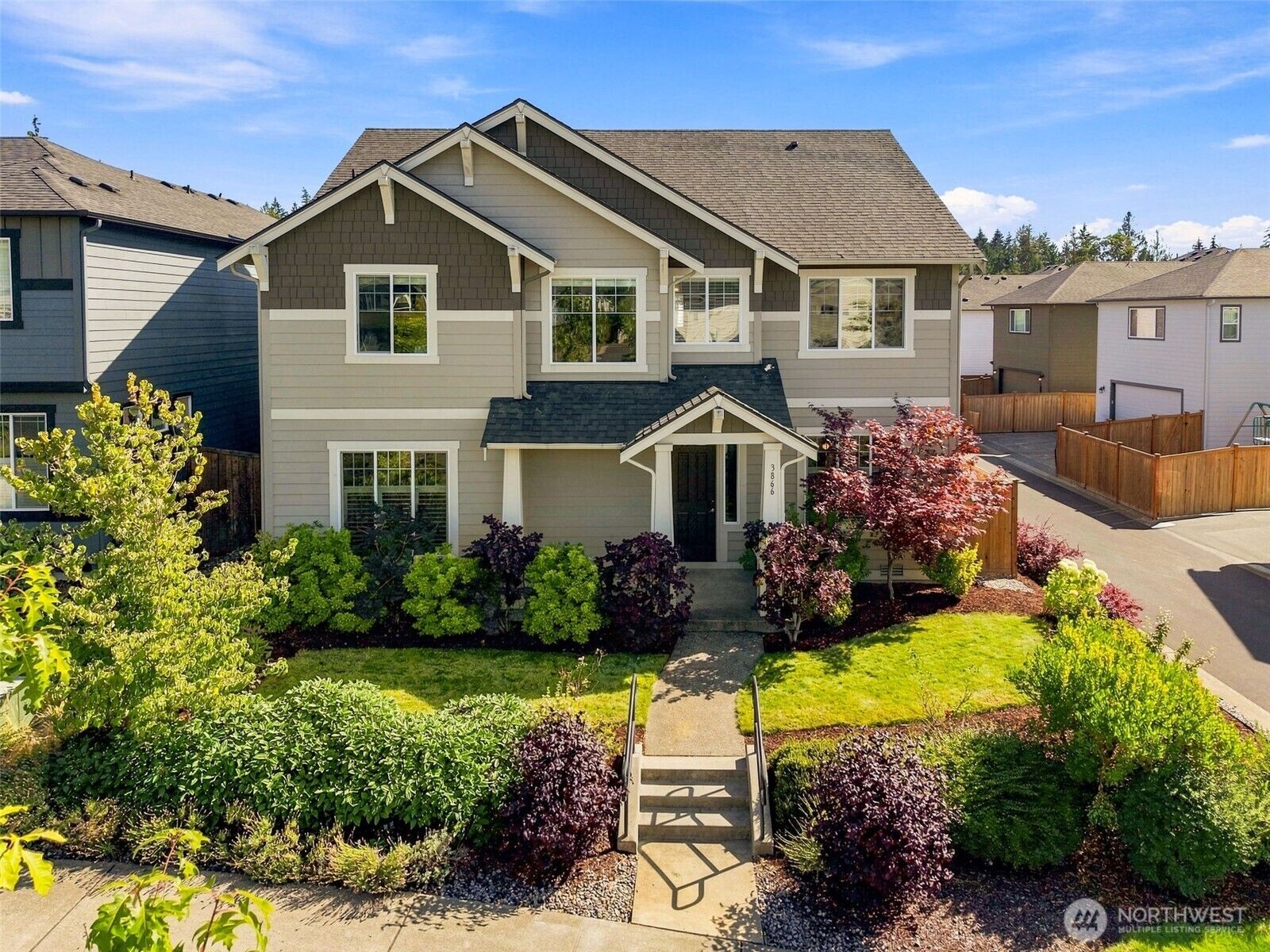 Property Photo:  3866  Apollo Way  WA 98332 