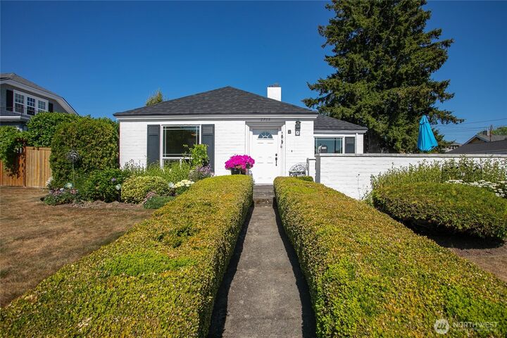 Property Photo: 2716 Cornwall Avenue WA 98225