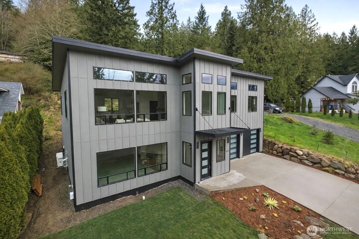 Property Photo: 647 Rainbow Drive WA 98284