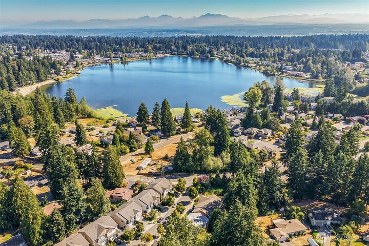 Property Photo:  1129  120th Street SE  WA 98208 