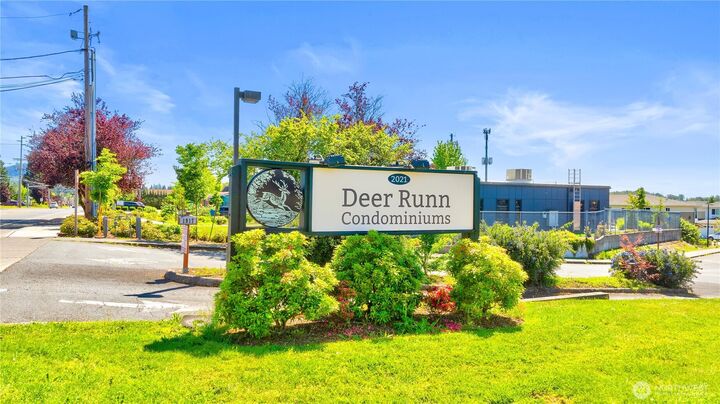 Property Photo:  2021 N Laventure Road 107  WA 98273 