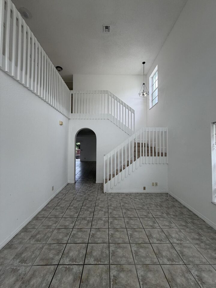 Property Photo:  4172 Pine Hollow Circle  FL 33463 