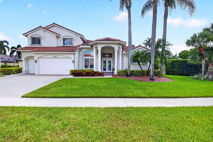 Property Photo: 11554 Knightsbridge Place FL 33449
