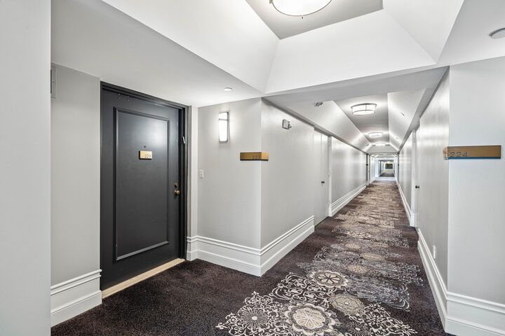 Property Photo:  120 SE 5th Avenue 223  FL 33432 