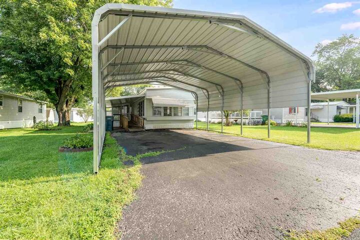 Property Photo:  26 Court Road  IN 47374 