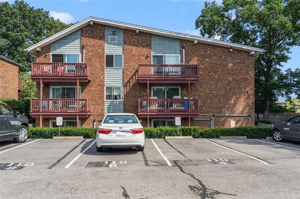 Property Photo:  110 Pilgrim Parkway 6  RI 02888 