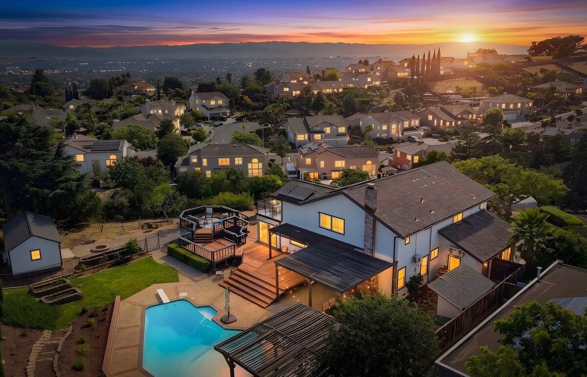 Property Photo: 1237 Renraw Drive CA 95127