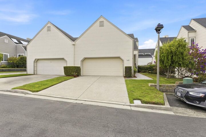 Property Photo:  112 Birkdale Road  CA 94019 