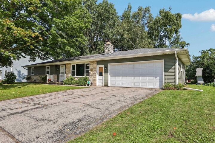 Property Photo: 715 Collins Road WI 53549