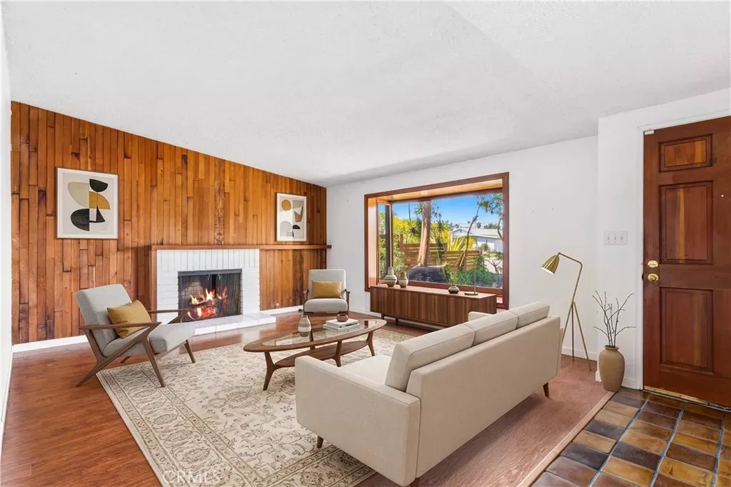Property Photo:  17408 Walnut  CA 92708 