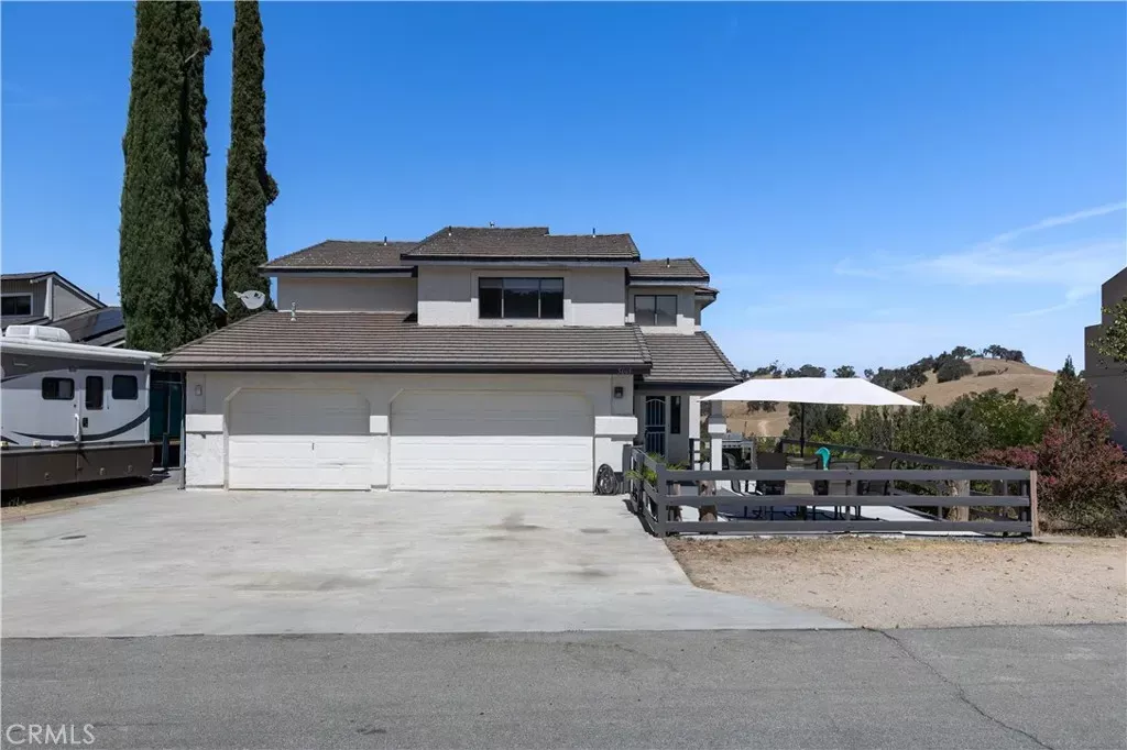 Property Photo:  5065 Meadow Lark  CA 93446 