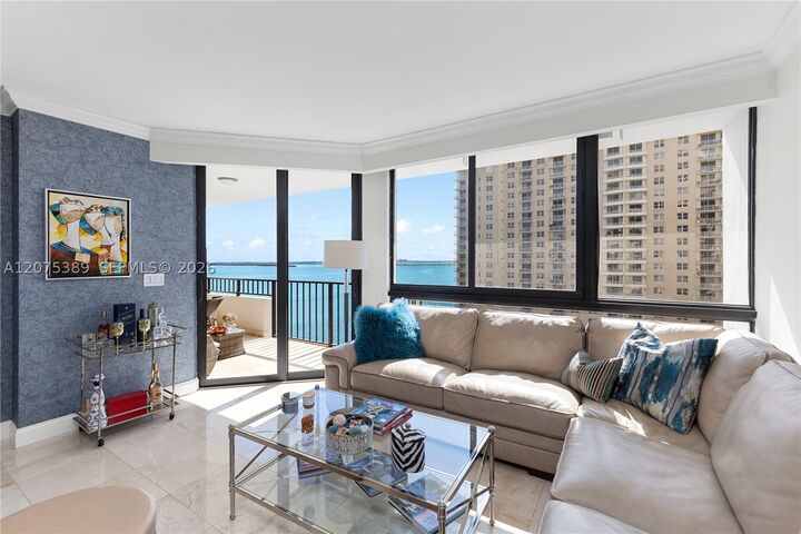 Property Photo:  520 Brickell Key Dr A1207  FL 33131 