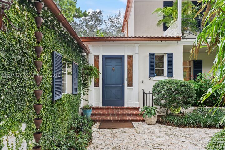 Property Photo:  3919 Braganza Ave  FL 33133 