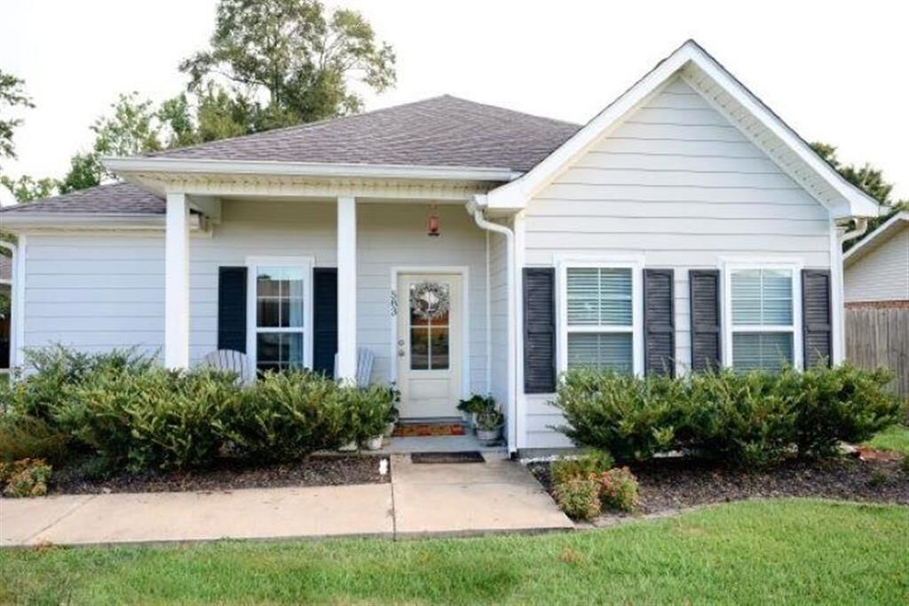 Property Photo: 583 Rollins Road LA 70611