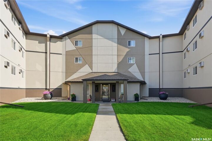 Property Photo: 115 Keevil Crescent 308 SK S7N 4P2