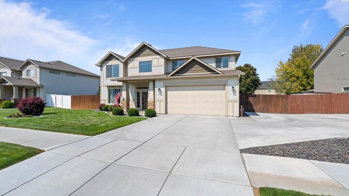 Property Photo:  4619 NW Commons Dr.  WA 99301 