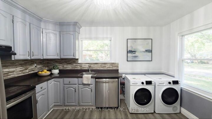 Property Photo: 79 Ellington Drive ON M1R 3Y2